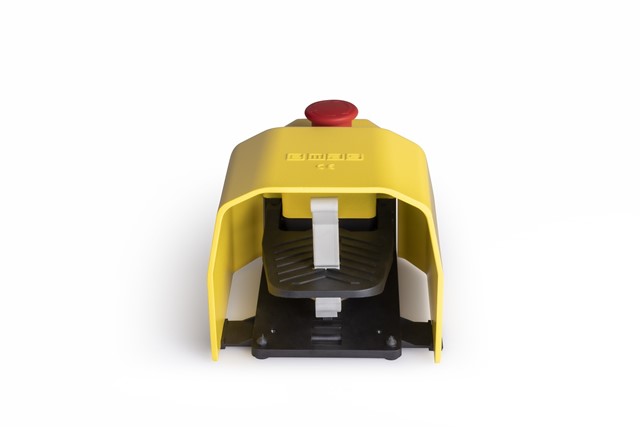 PDK Serisi Metal Korumalı 2*(1NO+1NC) Taşıma Kol Delikli İki Kademeli Resetli (Acil Stop'lu) Tekli Sarı Plastik Pedal